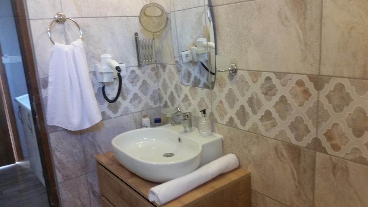 Laz Koyu Pansiyon Gokceada Ngoại thất bức ảnh